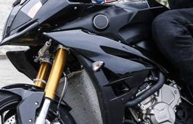 Новый мотоцикл BMW S1000XR 2015