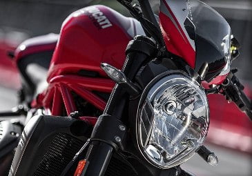 Мото новинка Ducati Monster 1200 R