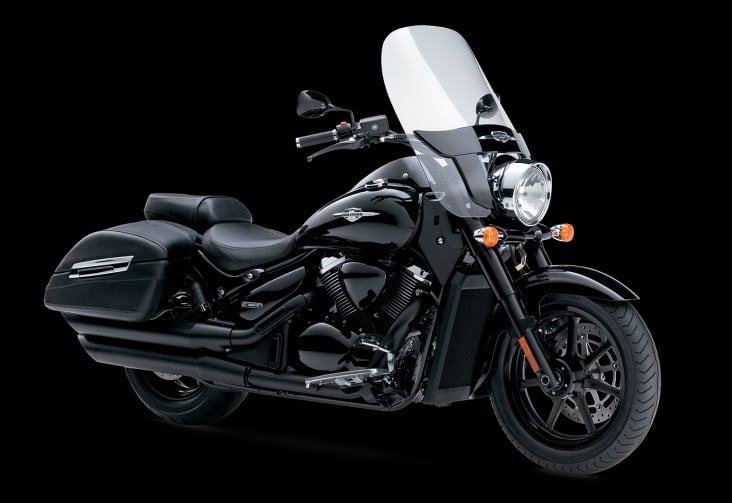 Обзор мотоциклов Suzuki Boulevard C90T B.O.S.S.